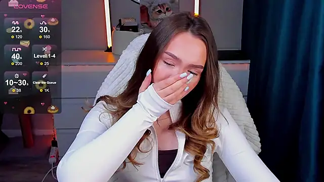 Evia r0se online show from March 13, 10:33 am