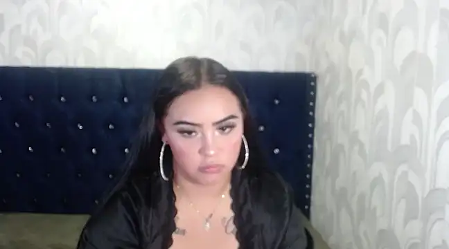 Snapshot of emilysmithxxx chatting on December 5, 1:06 pm emilysmithxxx online show from December 5, 1:06 pm