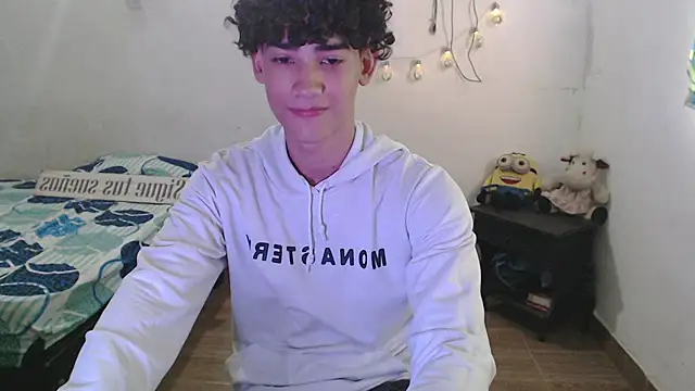 Snapshot of jake_willianss chatting on January 18, 8:19 pm jake willianss online show from January 18, 8:19 pm