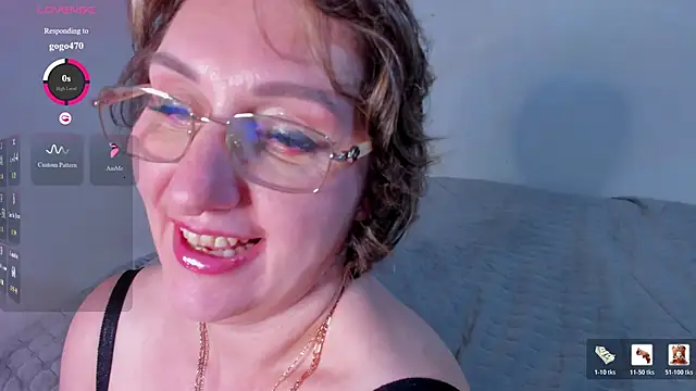 Snapshot of Super_titssss chatting on April 4, 2:14 pm Super titssss online show from April 4, 2:14 pm