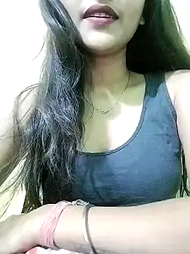 MISSQUEEN48 online show from December 30, 1:14 pm