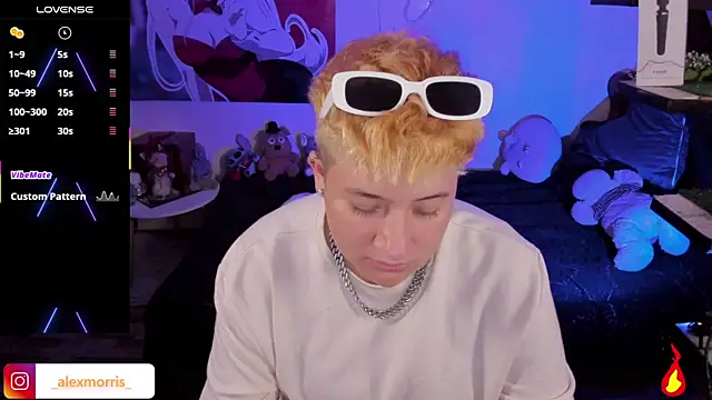  AlexMorris online show from October 12, 3:49 am