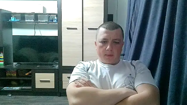 gamblingbum online show from May 2, 3:00 am