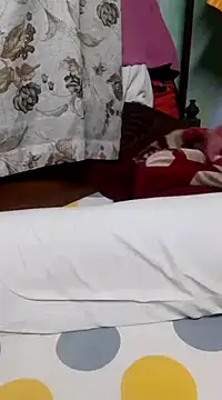 Snapshot of sajida34 chatting on February 24, 1:24 am sajida34 online show from February 24, 1:24 am