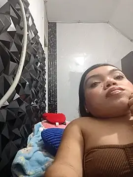 Snapshot of Michelle_Brooks chatting on February 3, 12:21 pm Michelle Brooks online show from February 3, 12:21 pm