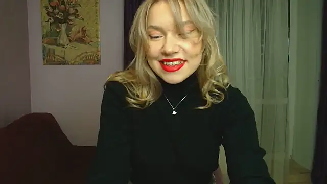 Snapshot of TaylorBre chatting on February 1, 4:35 am TaylorBre online show from February 1, 4:35 am