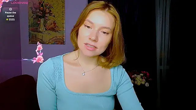 Snapshot of TaylorBre chatting on November 29, 5:32 am TaylorBre online show from November 29, 5:32 am