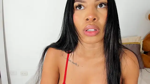 Snapshot of NickyBrown_ chatting on October 20, 5:13 pm NickyBrown online show from October 20, 5:13 pm