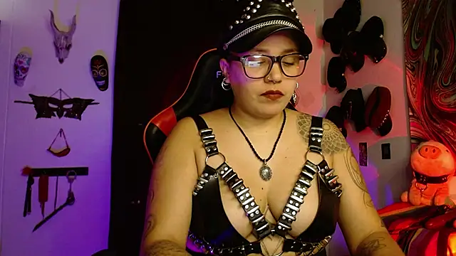 LilithSharon online show from February 5, 4:55 pm