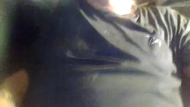 Snapshot of donswede61 chatting on March 25, 11:55 pm donswede61 online show from March 25, 11:55 pm