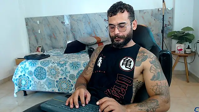 hanz col online show from November 17, 1:39 pm