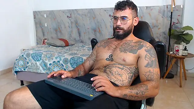 hanz col online show from November 27, 11:51 pm