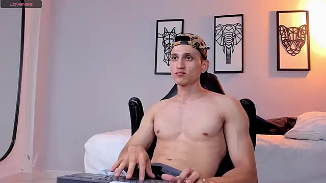 Snapshot of connor_twink chatting on December 12, 12:38 am connor twink online show from December 12, 12:38 am