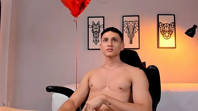 Snapshot of connor_twink chatting on February 12, 12:37 am connor twink online show from February 12, 12:37 am