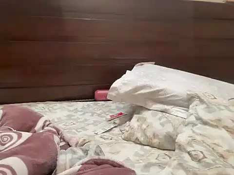 coolboy6566 online show from February 21, 5:36 pm