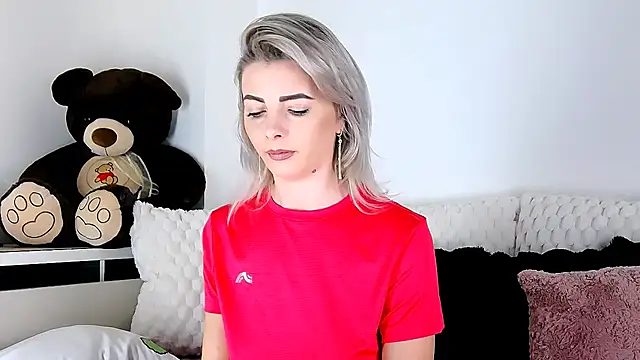 Snapshot of Aly_girl1 chatting on March 30, 10:05 am Aly girl1 online show from March 30, 10:05 am