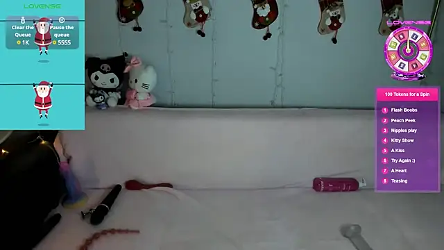 emili blanc online show from December 13, 1:44 pm