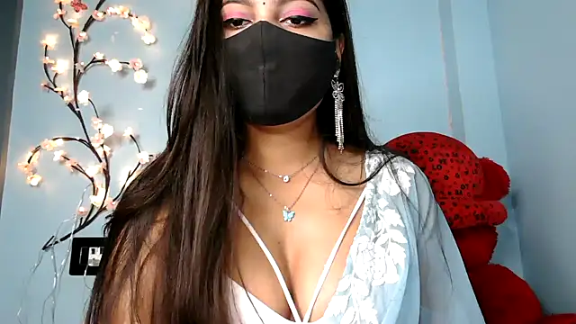 Snapshot of Reena_Singh53 chatting on September 18, 11:12 am Reena Singh53 online show from September 18, 11:12 am