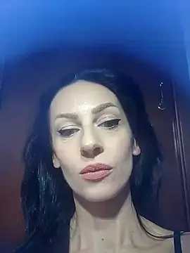 Snapshot of dahlia_82 chatting on December 10, 10:06 am dahlia 82 online show from December 10, 10:06 am