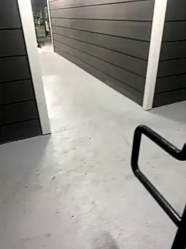 Snapshot of zeekBbc chatting on November 15, 8:33 am zeekBbc online show from November 15, 8:33 am