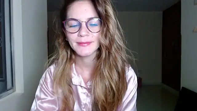 Hanny 24 online show from December 15, 8:52 am