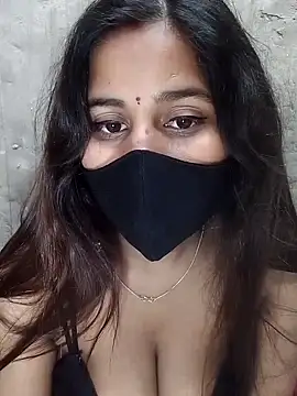 Lalisa sexy online show from February 2, 11:00 pm