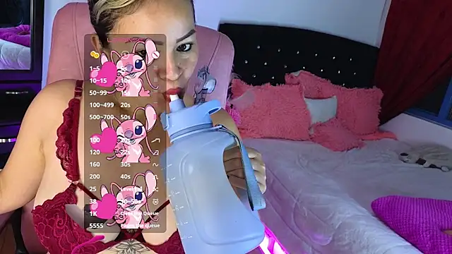 Snapshot of scarletteowens chatting on May 15, 6:04 pm scarletteowens online show from May 15, 6:04 pm