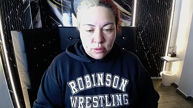 Bruja  Scarlata online show from November 5, 10:04 am