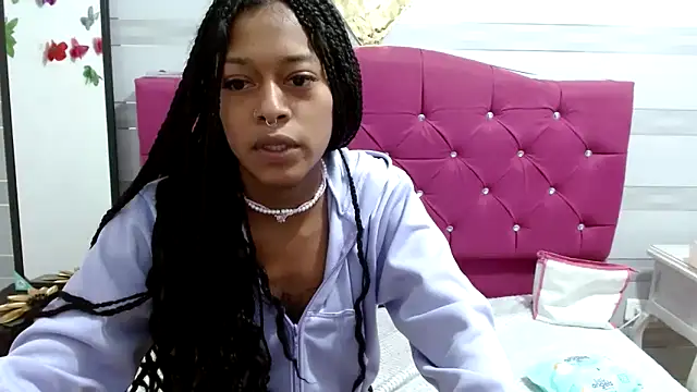 amathistalx online show from February 5, 1:33 pm