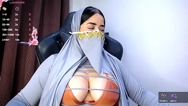 Snapshot of janna_isa chatting on March 4, 1:55 am janna isa online show from March 4, 1:55 am