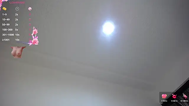Snapshot of janna_isa chatting on March 4, 7:43 pm janna isa online show from March 4, 7:43 pm