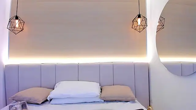 Snapshot of valerysantos_ chatting on March 23, 12:09 pm valerysantos online show from March 23, 12:09 pm