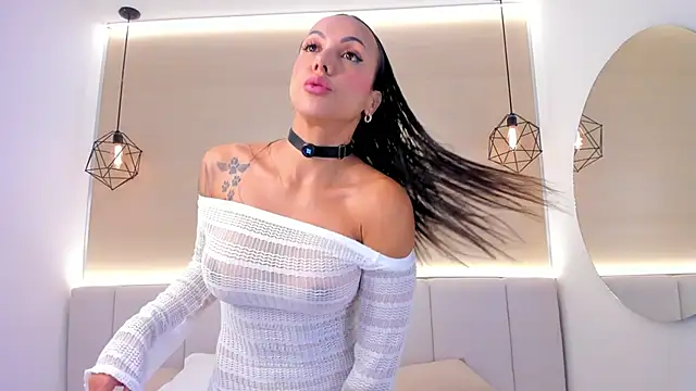 Snapshot of valerysantos_ chatting on April 2, 12:03 pm valerysantos online show from April 2, 12:03 pm