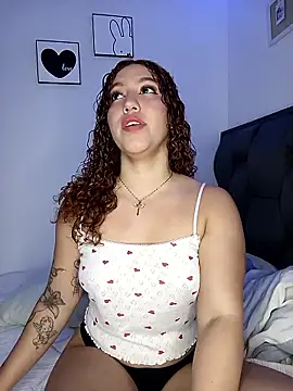 Snapshot of __elissa chatting on January 14, 3:23 am elissa online show from January 14, 3:23 am