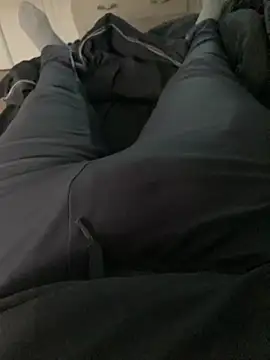 Snapshot of benben190 chatting on October 22, 3:23 pm benben190 online show from October 22, 3:23 pm