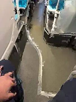 Snapshot of benben190 chatting on April 5, 6:49 pm benben190 online show from April 5, 6:49 pm