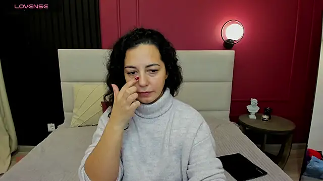 Linda Insatiable online show from October 10, 1:37 am