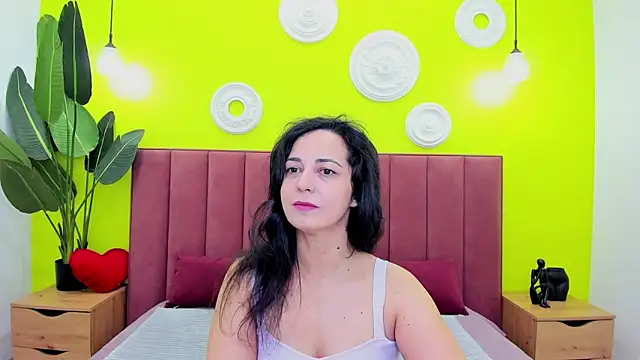 Linda Insatiable online show from May 15, 1:34 am