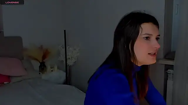 Snapshot of Laura_Leee chatting on February 2, 6:26 am Laura Leee online show from February 2, 6:26 am