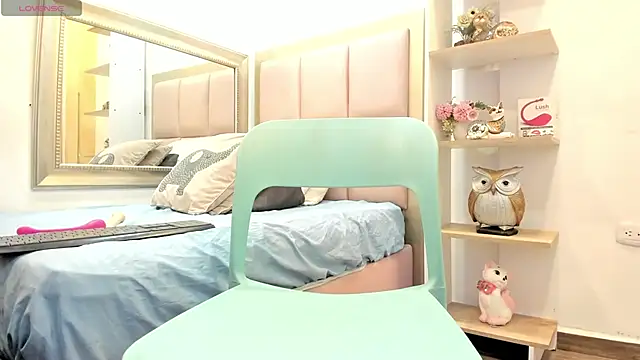 Genesis Sanders online show from March 5, 11:27 pm