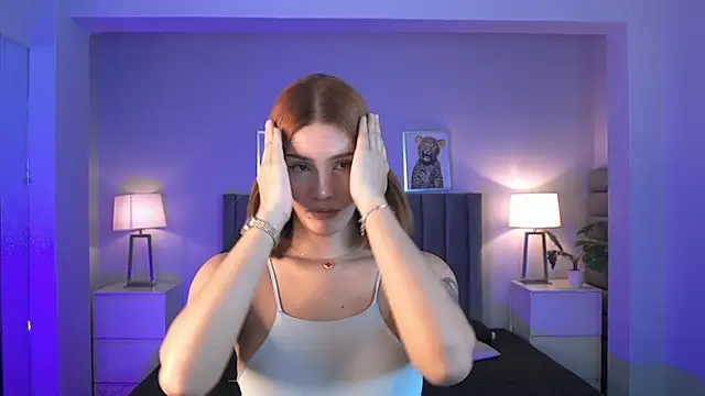 Madie  collins online show from May 11, 12:00 pm