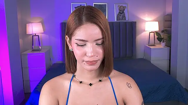 Madie  collins online show from May 19, 12:22 pm