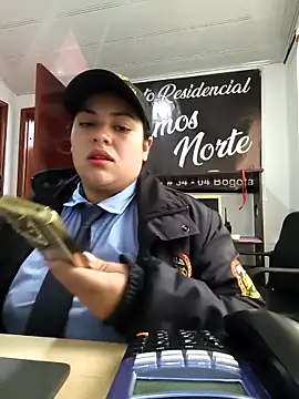 DULCE  26 online show from October 4, 3:32 pm