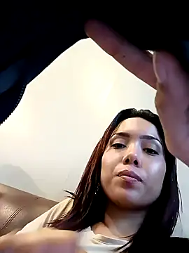 Snapshot of sophiaFoster4u chatting on February 8, 5:29 pm sophiaFoster4u online show from February 8, 5:29 pm