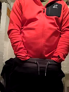 Snapshot of OdinWolf1990 chatting on October 11, 4:12 am OdinWolf1990 online show from October 11, 4:12 am