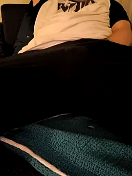 Snapshot of OdinWolf1990 chatting on October 16, 8:43 pm OdinWolf1990 online show from October 16, 8:43 pm