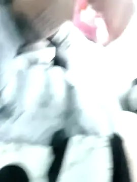 Snapshot of OdinWolf1990 chatting on October 24, 11:39 am OdinWolf1990 online show from October 24, 11:39 am