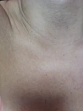 Snapshot of Shermie24 chatting on February 19, 1:18 am Shermie24 online show from February 19, 1:18 am