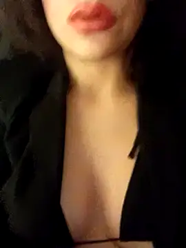 Snapshot of Katerina_Brownie chatting on December 9, 8:54 pm Katerina Brownie online show from December 9, 8:54 pm