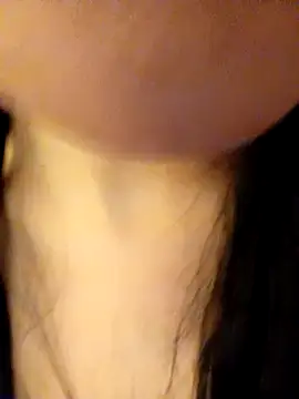 Snapshot of Katerina_Brownie chatting on December 19, 9:17 pm Katerina Brownie online show from December 19, 9:17 pm